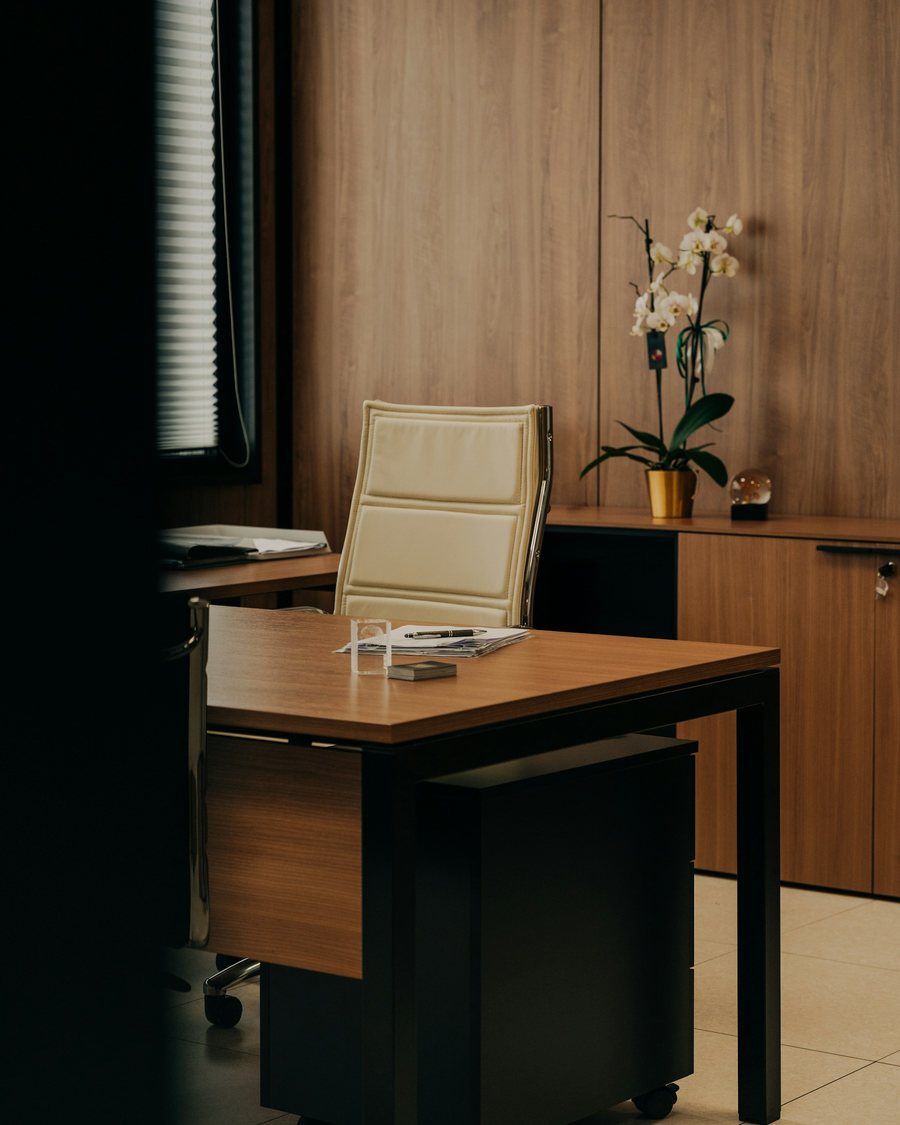 Mesa Escritório Contemporânea